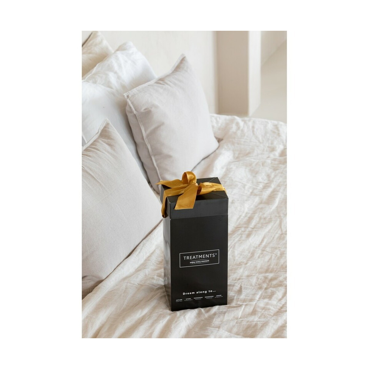 Kosmetyczki z logo – zestaw kosmetyków small treatments – szare VTR03-19_ATM02 Zestaw kosmetyków Small TREATMENTS - szare VTR03-19_ATM02