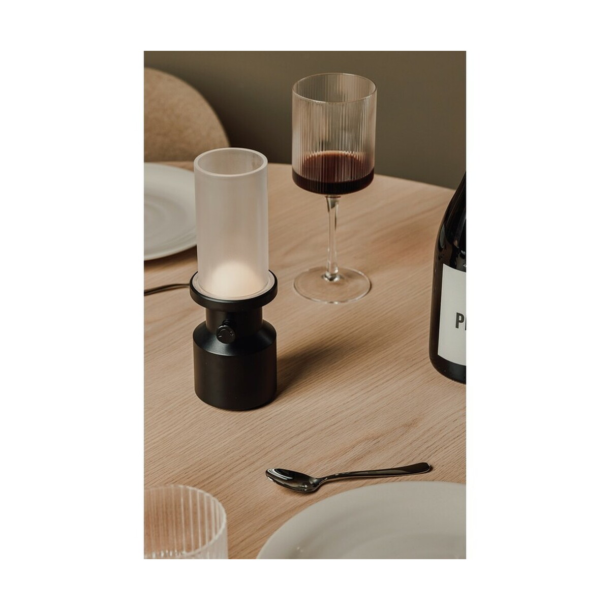 Lampki na biurko z logo – lampka na biurko vinga niori – czarna VG649-03_V5130301__M_400 Lampka na biurko VINGA Niori - czarna VG649-03_V5130301__M_400