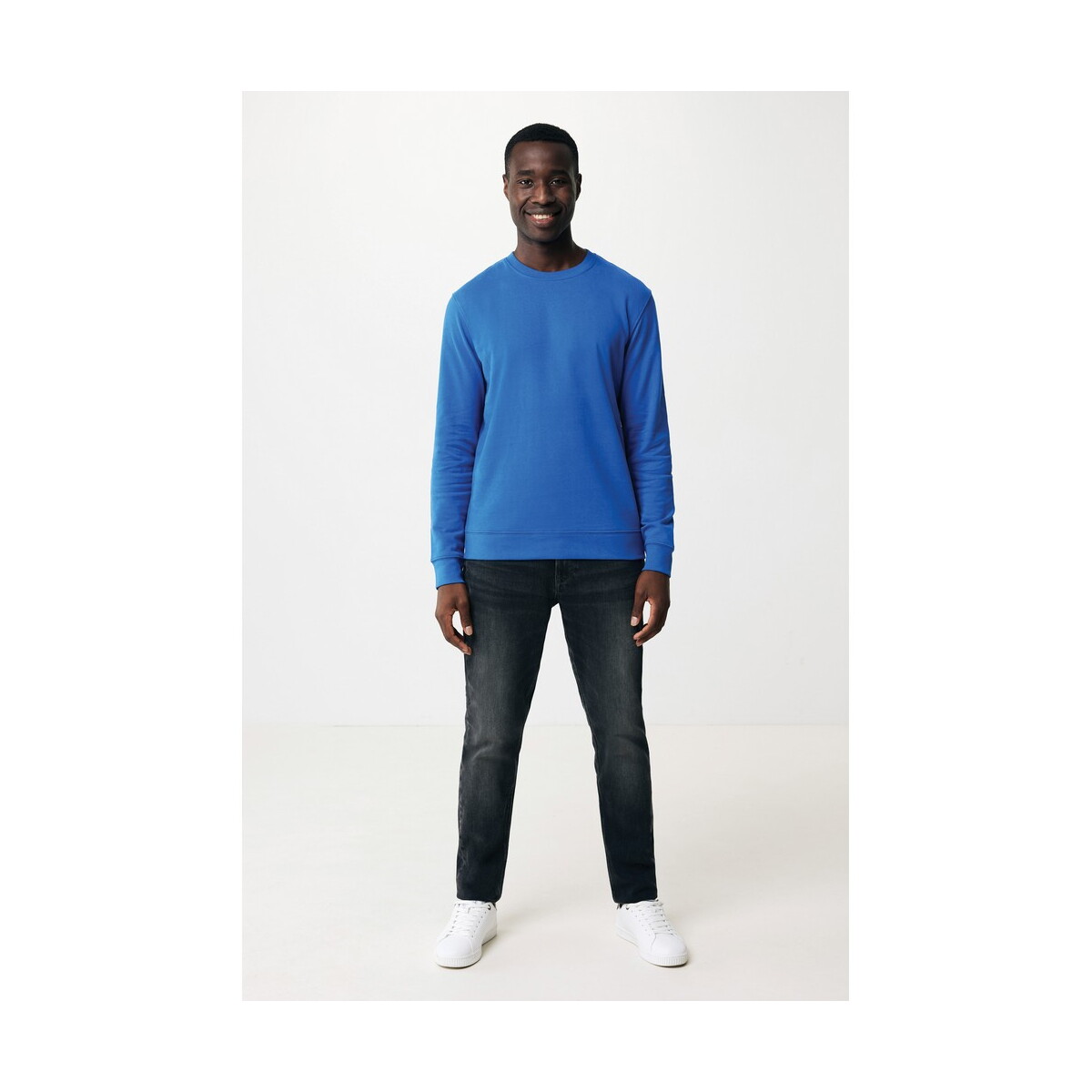 Bluzy z logo – bluza z bawełny z recyklingu iqoniq zion – niebieska T9300.025__F_256 Bluza z bawełny z recyklingu Iqoniq Zion - niebieska T9300.025__F_256
