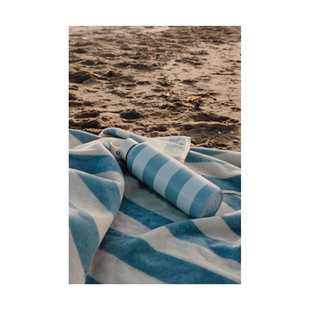 Termosy z logo – butelka termiczna 600 ml vinga lagoa – light blue, white VG673-11_V4300815__M_401 Butelka termiczna 600 ml VINGA Lagoa - light blue, white VG673-11_V4300815__M_401