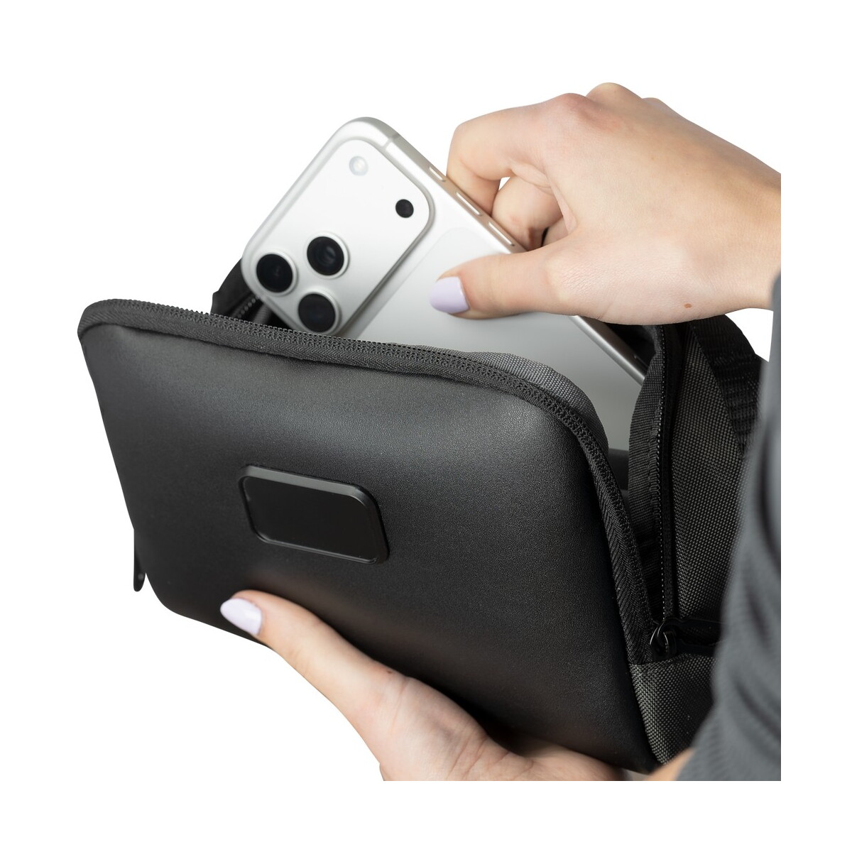 Torby na ramię z logo – torba na ramię brandcharger virtuo ora – czarna VB276-03_AAA07 Torba na ramię BrandCharger Virtuo Ora - czarna VB276-03_AAA07