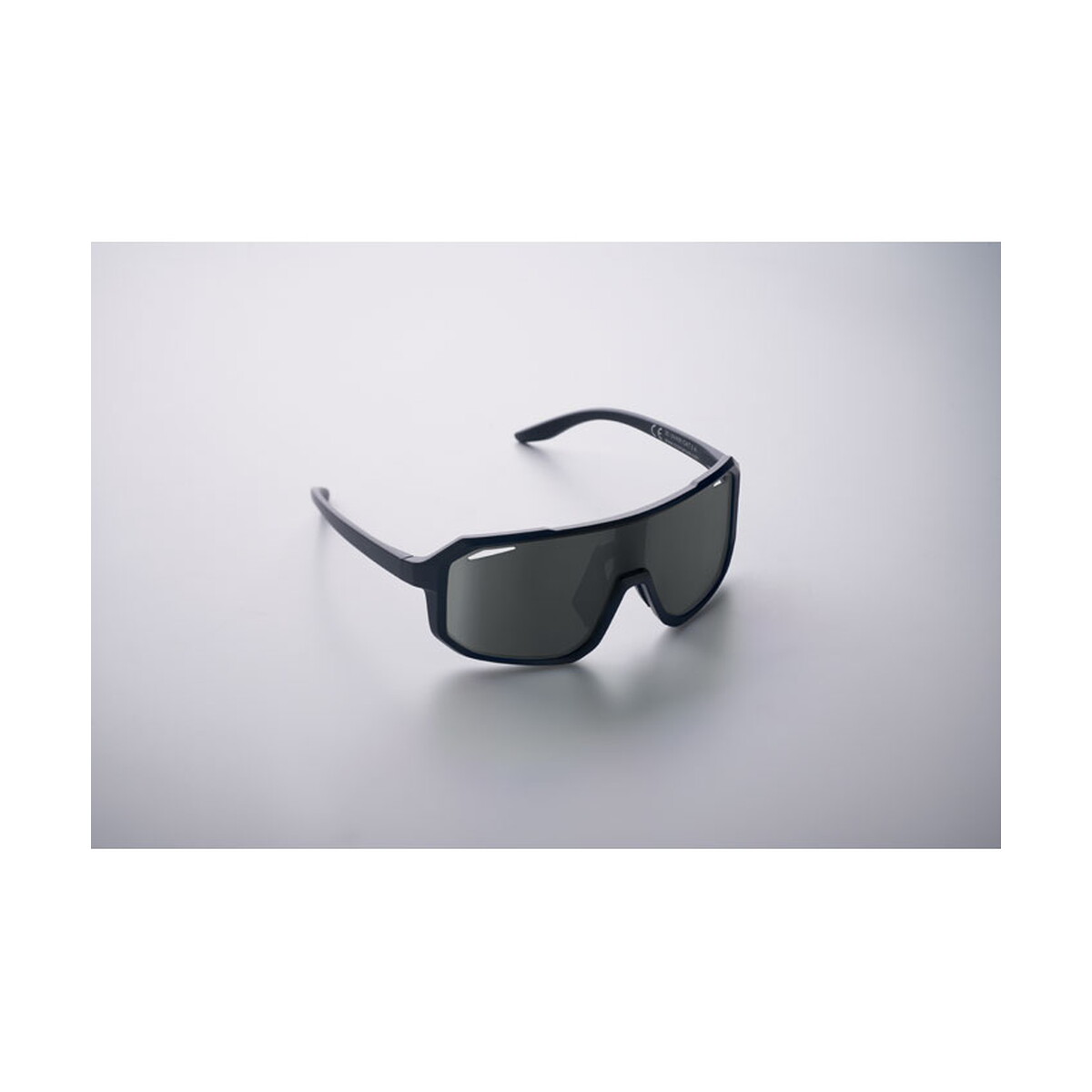 Okulary z logo – sportowe okulary uv400 flash – czarne mo2816-03-detail Sportowe okulary UV400 FLASH - czarne mo2816-03-detail
