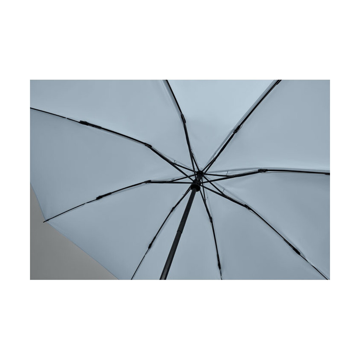 Parasole klasyczne z logo – 23″ wiatroodporny parasol agumbe – baby blue mo2925-66-open 23″ wiatroodporny parasol AGUMBE - baby blue mo2925-66-open