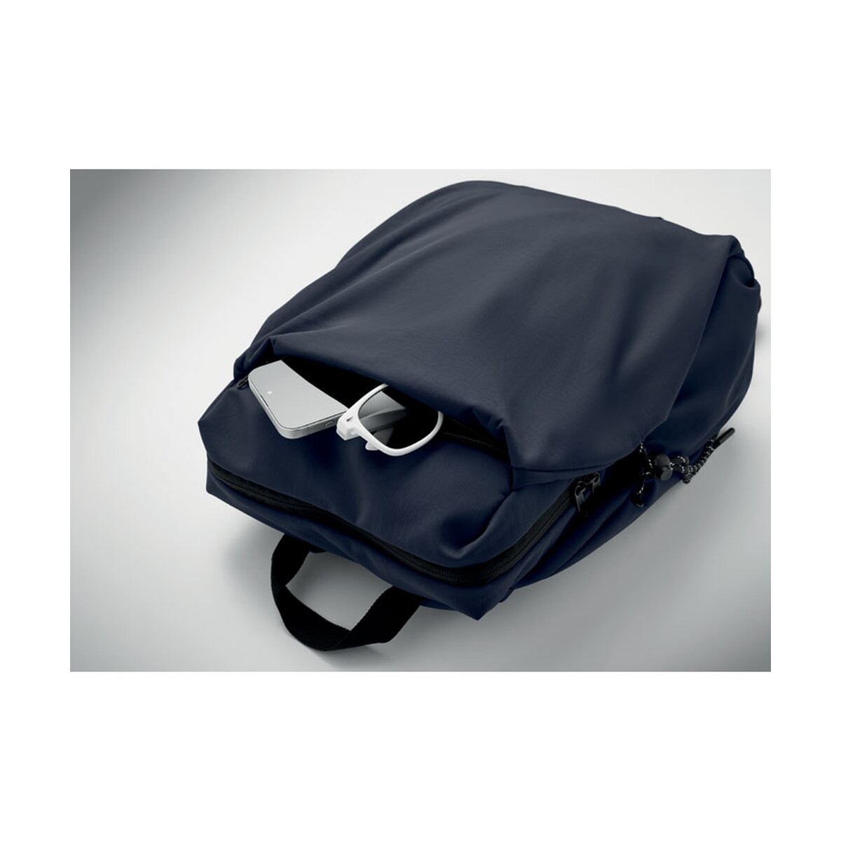 Plecaki z logo – nylonowy plecak na laptopa 16″ napa – francuski granatowy mo3180-85-open nylonowy plecak na laptopa 16