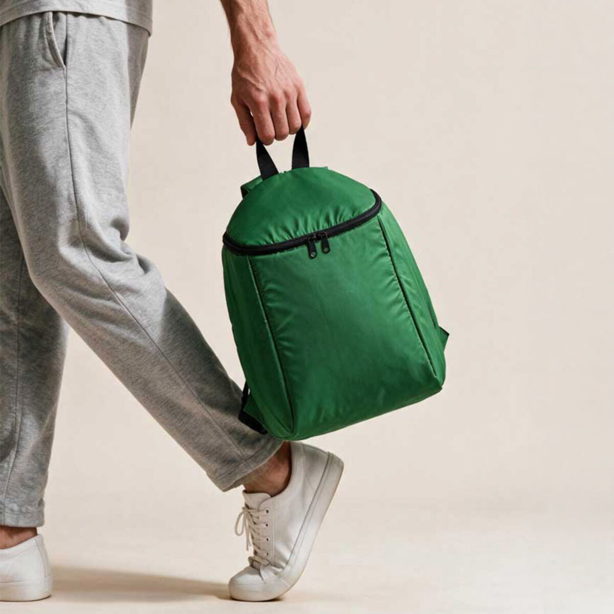 Workoplecaki z logo – brussels cooler backpack 12l rpet. double-zipper – green ACL012_109-amb Brussels Cooler Backpack 12L rPET. Double-zipper - Green ACL012_109-amb